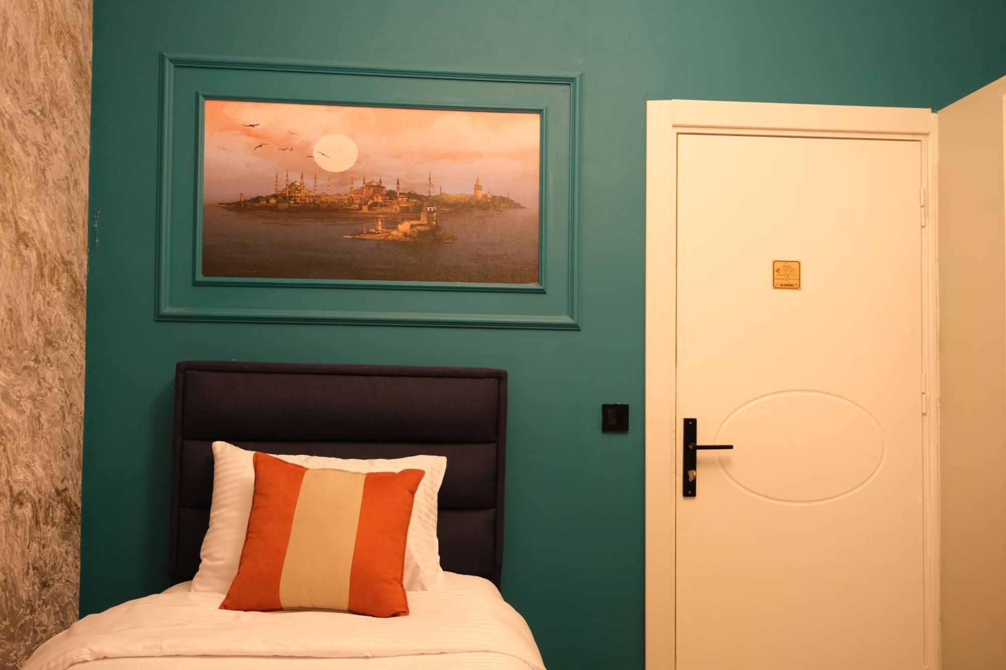 Taksim My House Butik Otel Istanbul Bagian luar foto